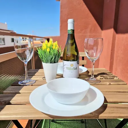 Gasthuis Habitacion Privada En Apartamento Moderno Compartido Cerca De La Playa Y Aeropuerto San Isidro (Tenerife)