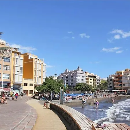 Habitacion Privada En Apartamento Moderno Compartido Cerca De La Playa Y Aeropuerto * San Isidro (Tenerife)